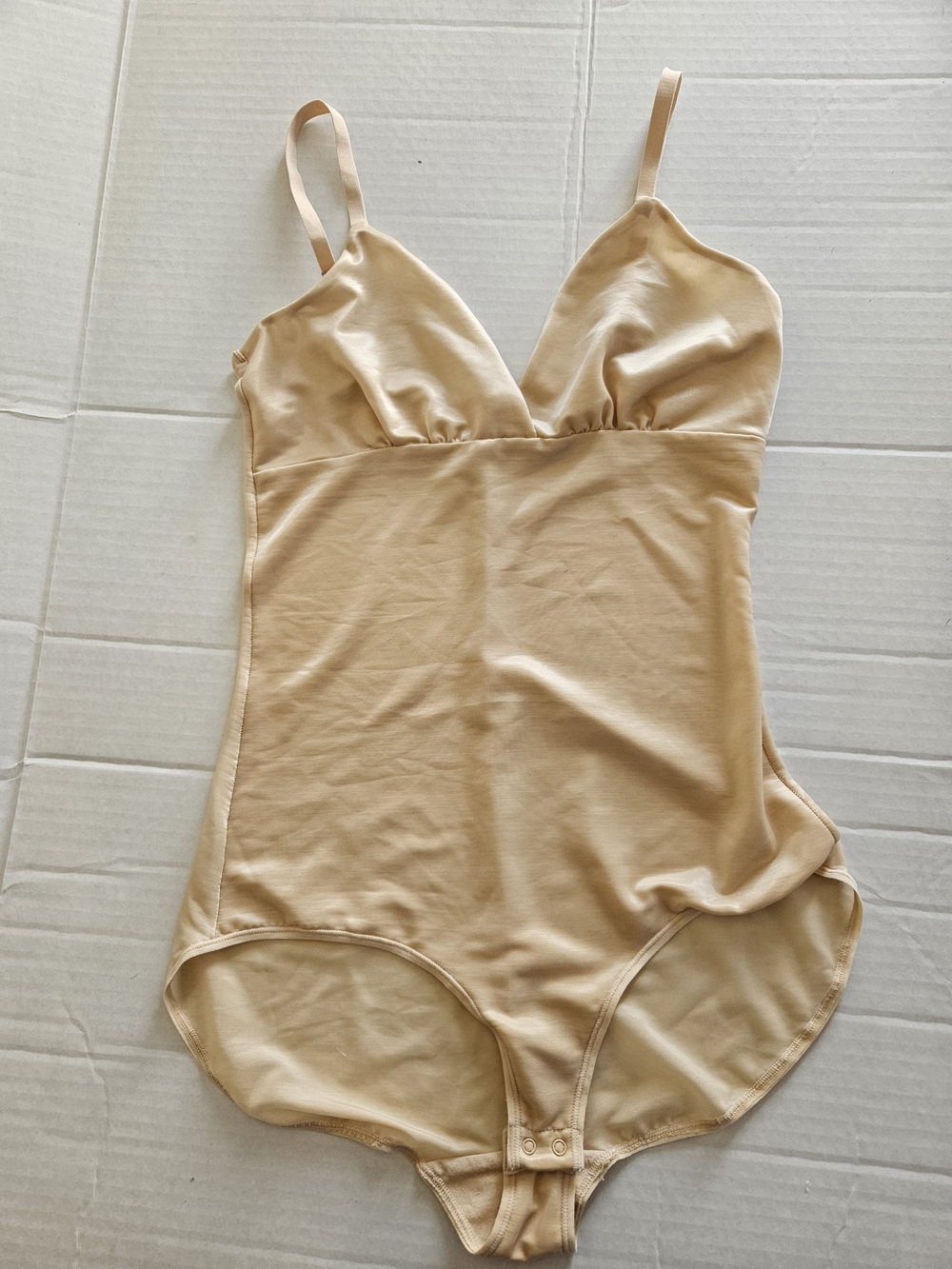 SKIMS Seamless Sculpt Brief Bodysuit Neutral Beige Shapewear Size Medium